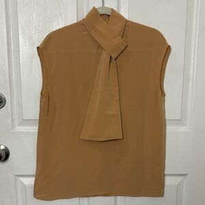 Tibi 100% silk blouse Lavallière collar Sz 4 monk collar tie neck Meghan Markle